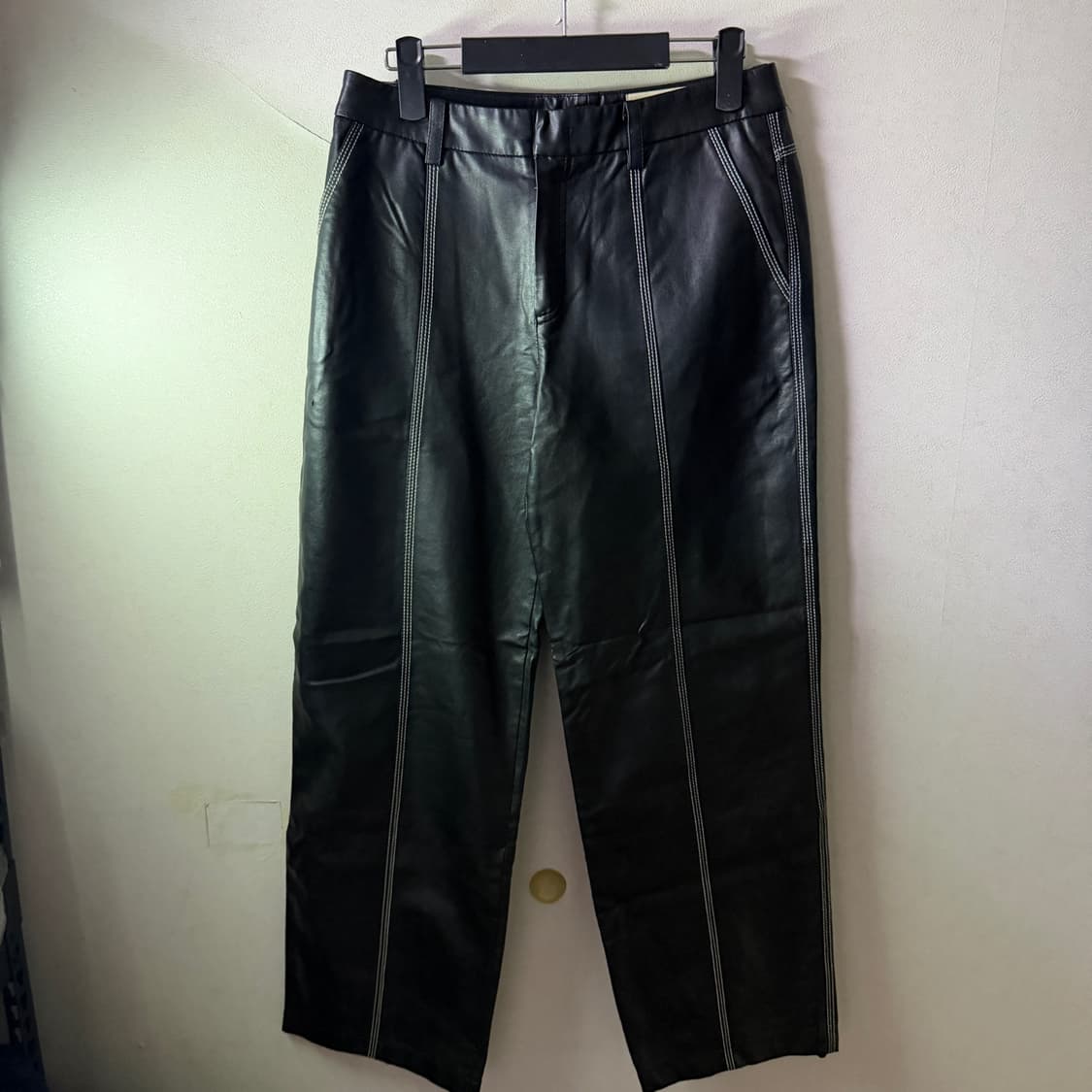 마뗑킴 블랙 레더팬츠 M (여성 55-66정도) 상품이미지2