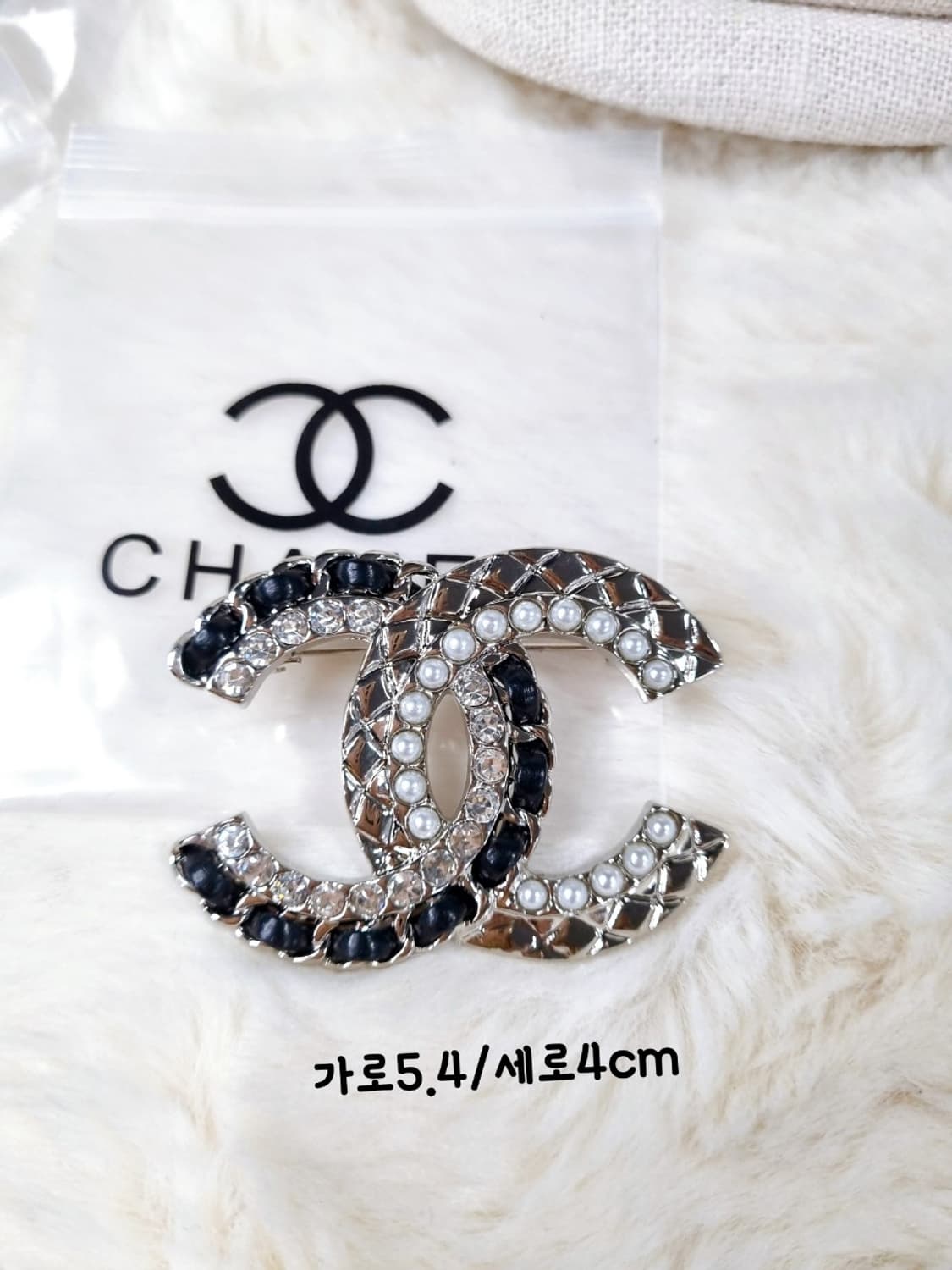 빈티지 샤넬 로고CC 브로치 상품이미지1