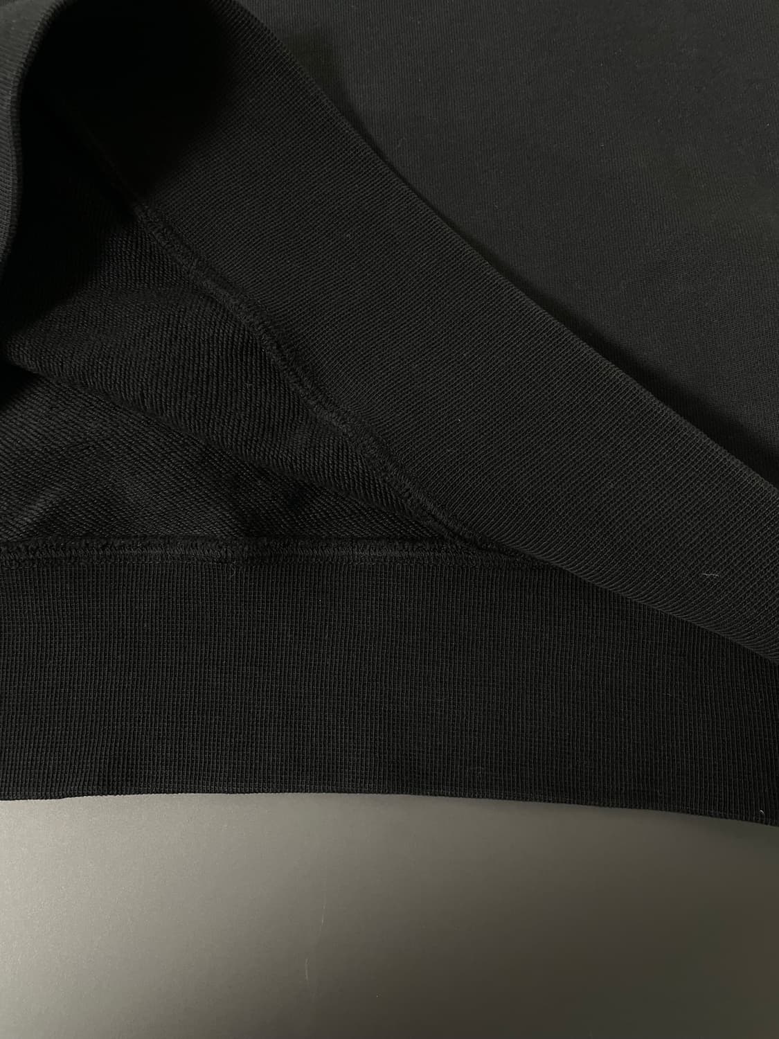 [L] 스톤아일랜드 와펜 코튼 스웻셔츠 맨투맨 QR인증 상품이미지7