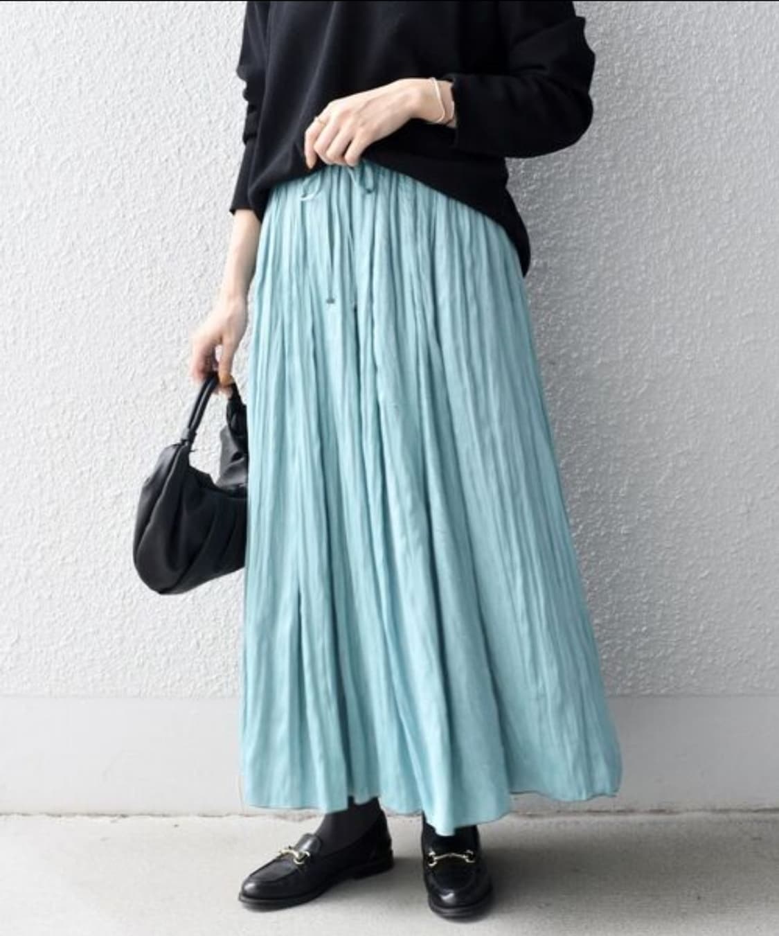 쉽스 새틴 개더 스커트 상품이미지1