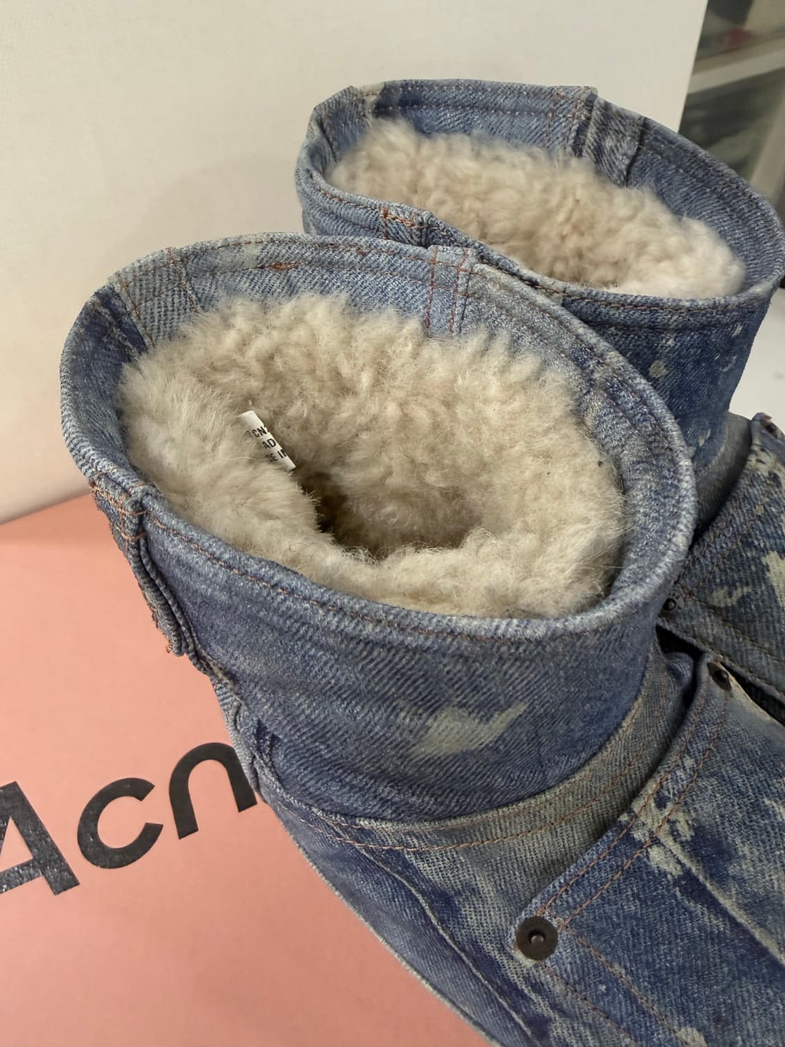 아크네 부츠 슈즈 상품이미지3