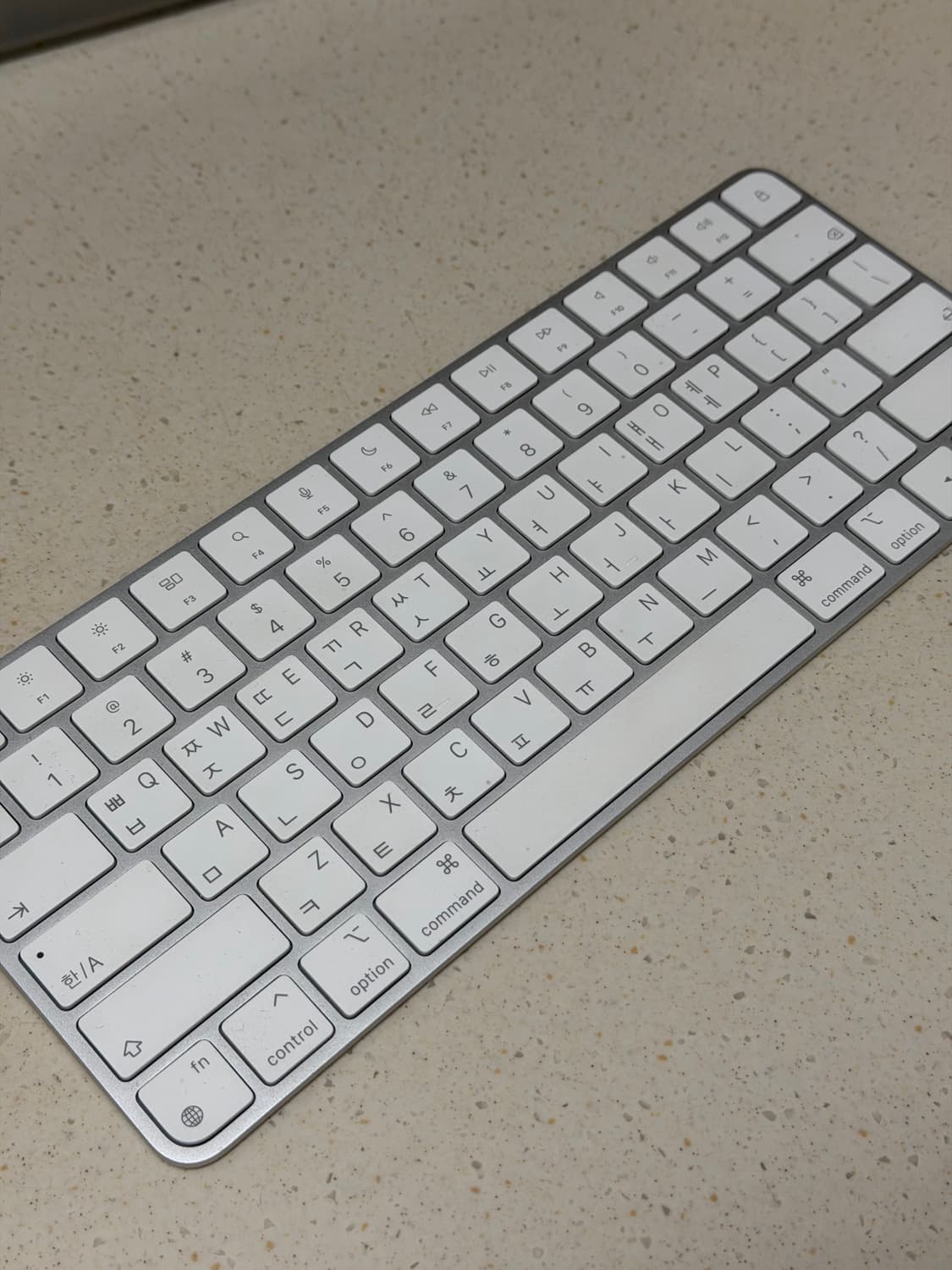 애플 매직키보드-라이트닝(1) 상품이미지1