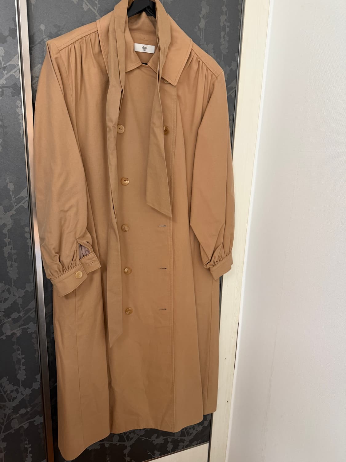 akro 아크로 트렌치코트 수지착용 상품이미지9