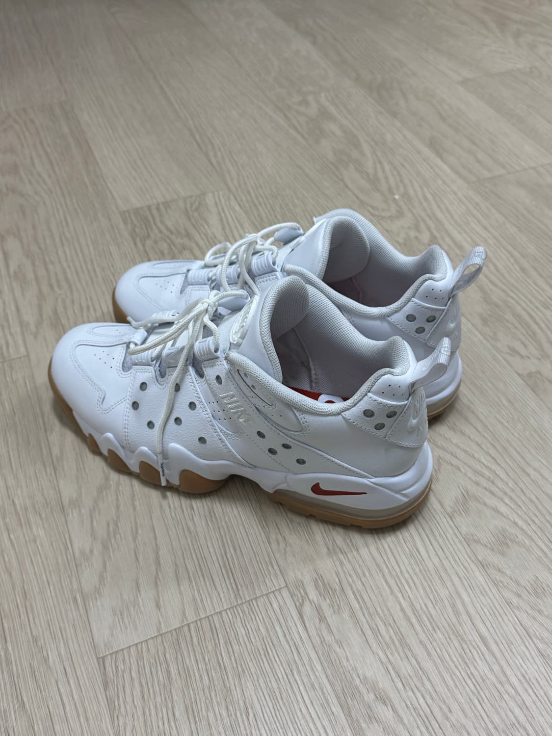 슈프림x나이키 sb 에어맥스 270 상품이미지3