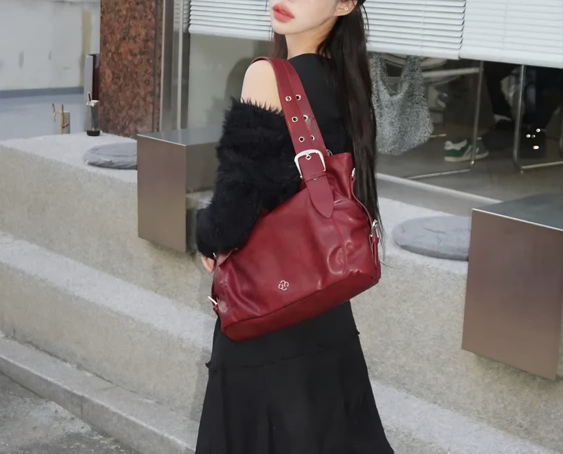 히어리 비비 버클 숄더백 버건디 상품이미지2