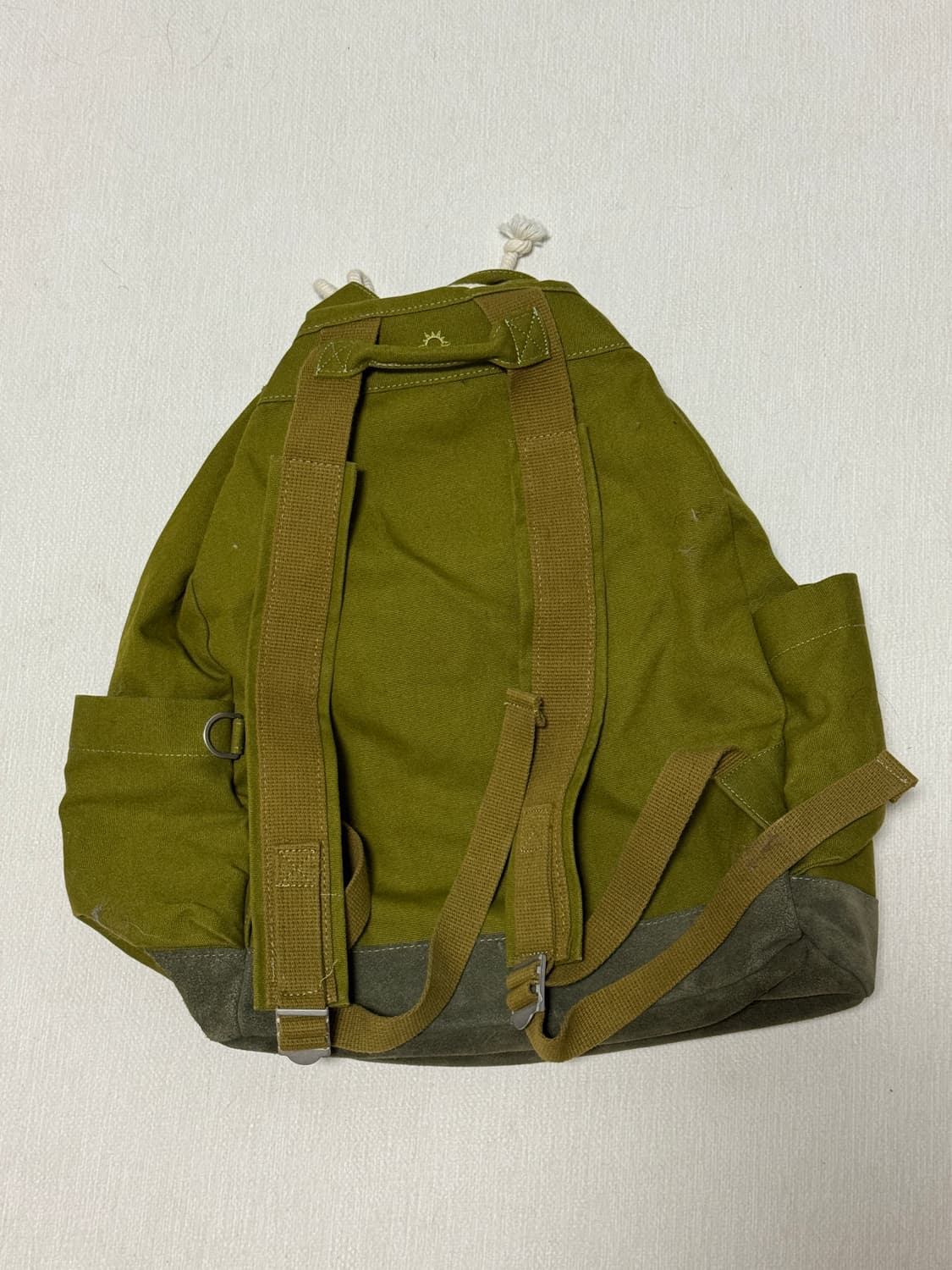 헬로선라이즈 백팩 상품이미지3