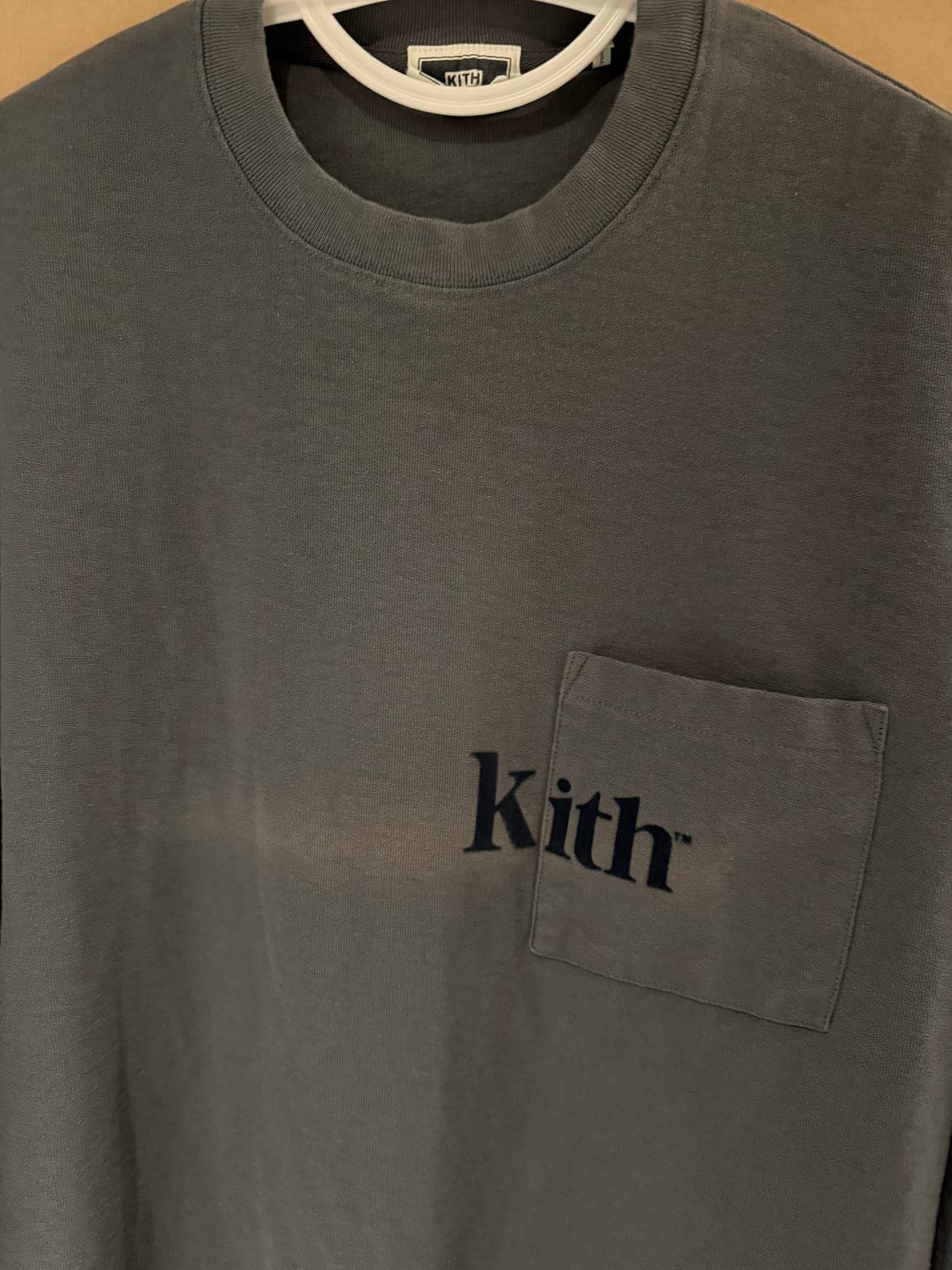 [새상품급-M] KITH 키스 롱슬리브 퀸 티셔츠 상품이미지2