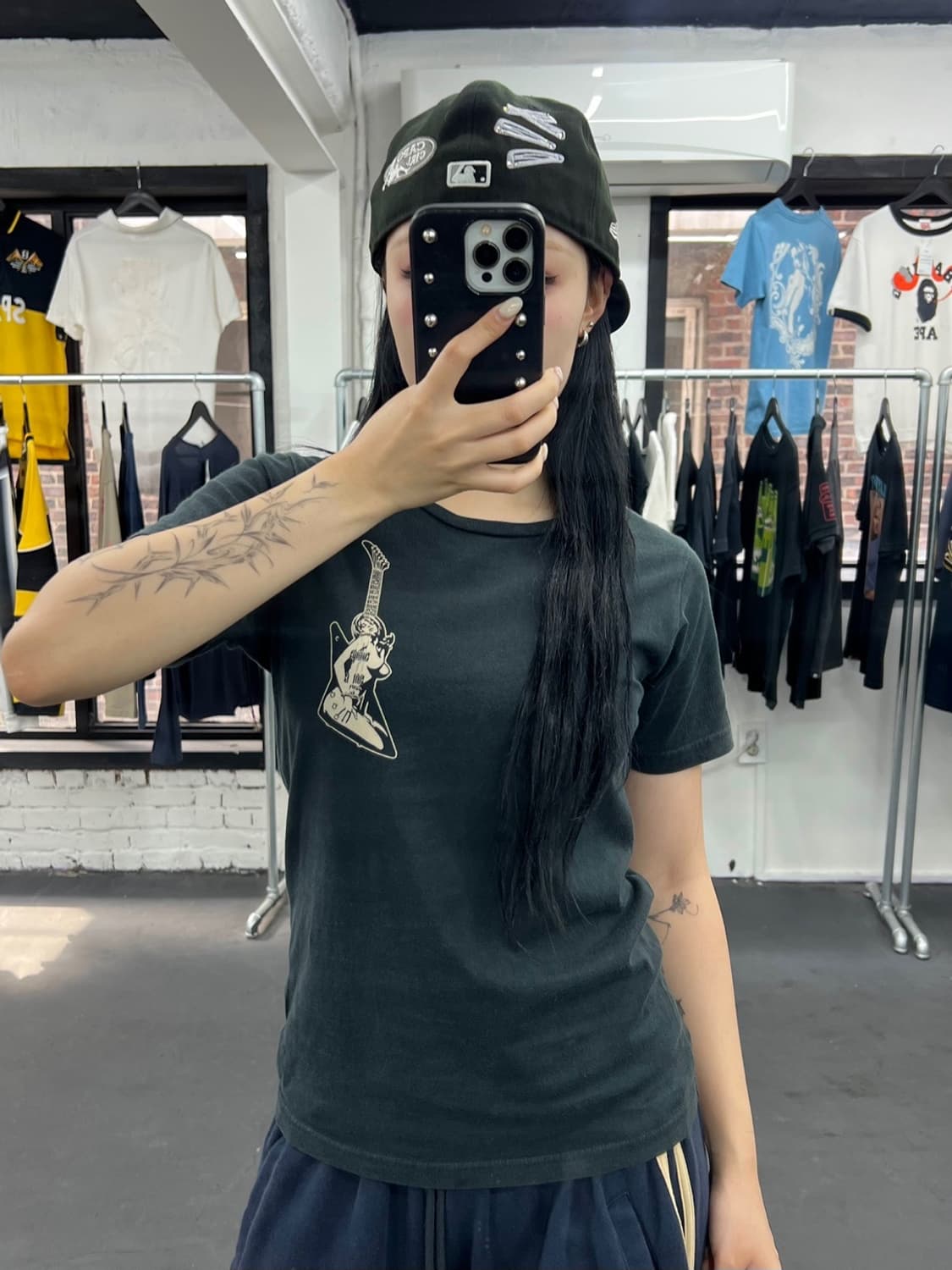 히스테릭 글래머 기타걸 티셔츠 상품이미지3