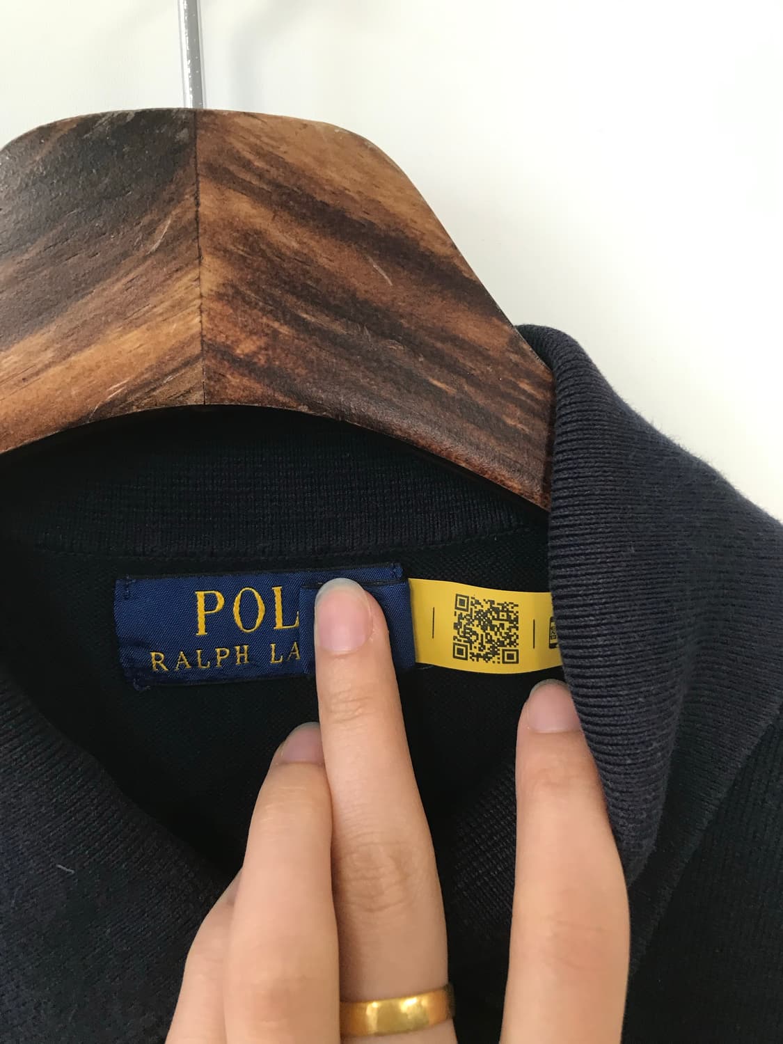 폴로 랄프로렌 자수로고 네이비 반팔 카라 니트 상품이미지5