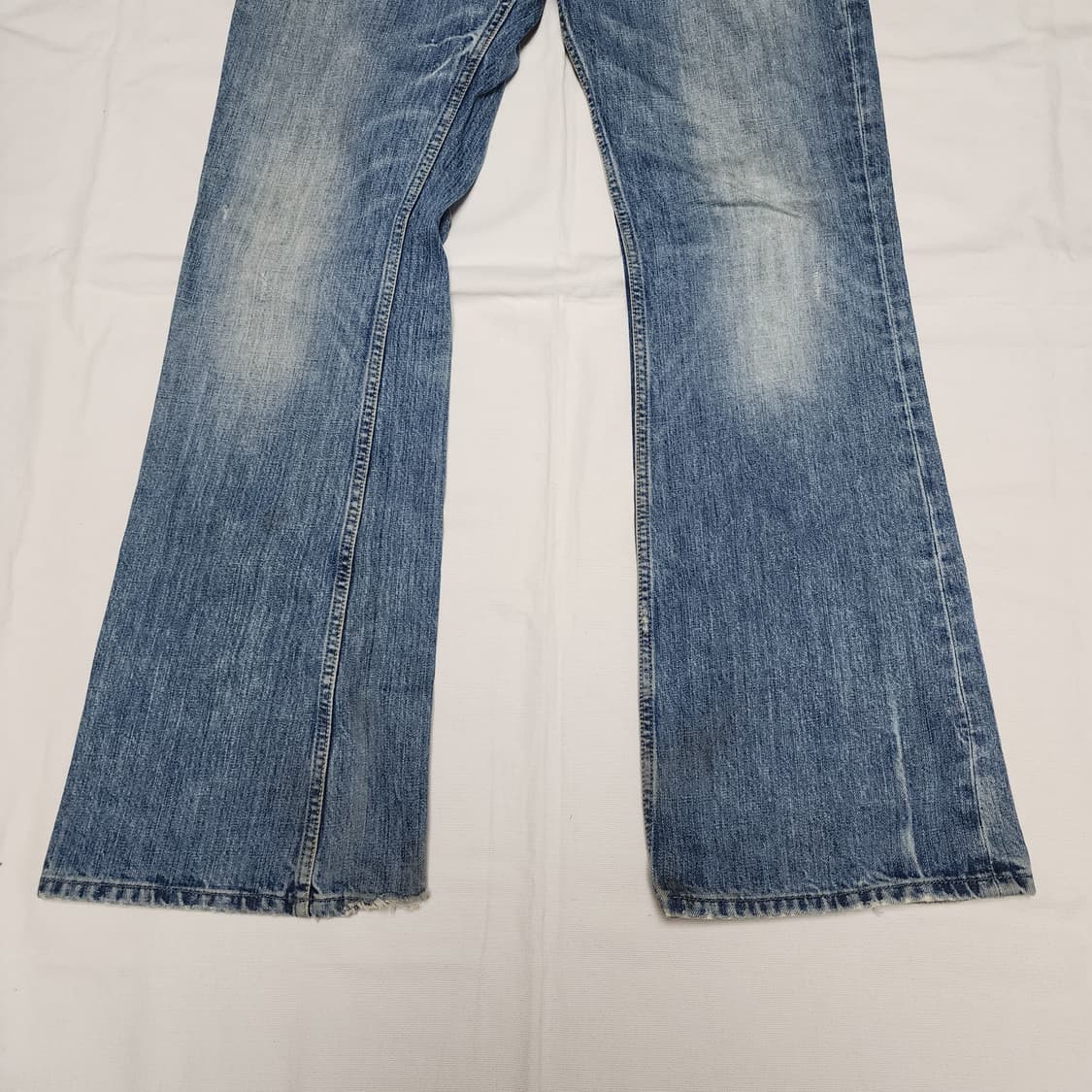 DIESEL ZATHAN 워시드 빈티지 연청 데님팬츠 상품이미지5