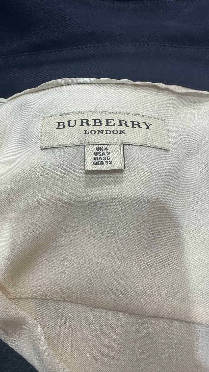 버버리 런던 실크 블라우스 아이보리 36 정품 상품이미지3
