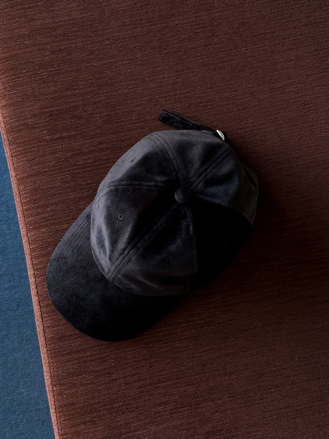 Design velour touch 6 panel cap 상품이미지3