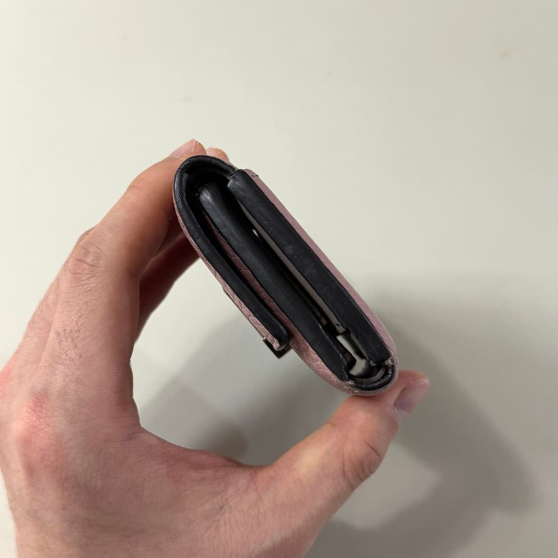 [정품/당일출고]루이비통 카퓌신 여성 반지갑 상품이미지3