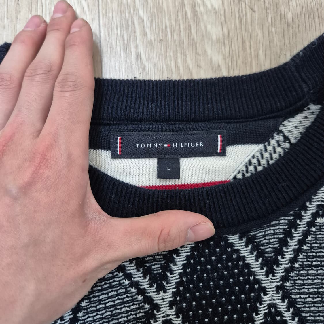 타미힐피거 아가일 다이아몬드 패턴 니트 L(100) 상품이미지4