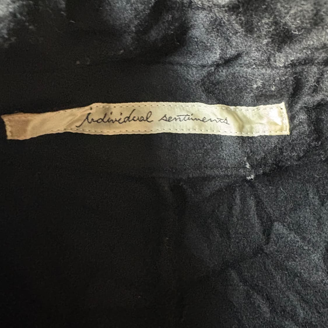 Individual Sentiments Catch Washer shirt 상품이미지3