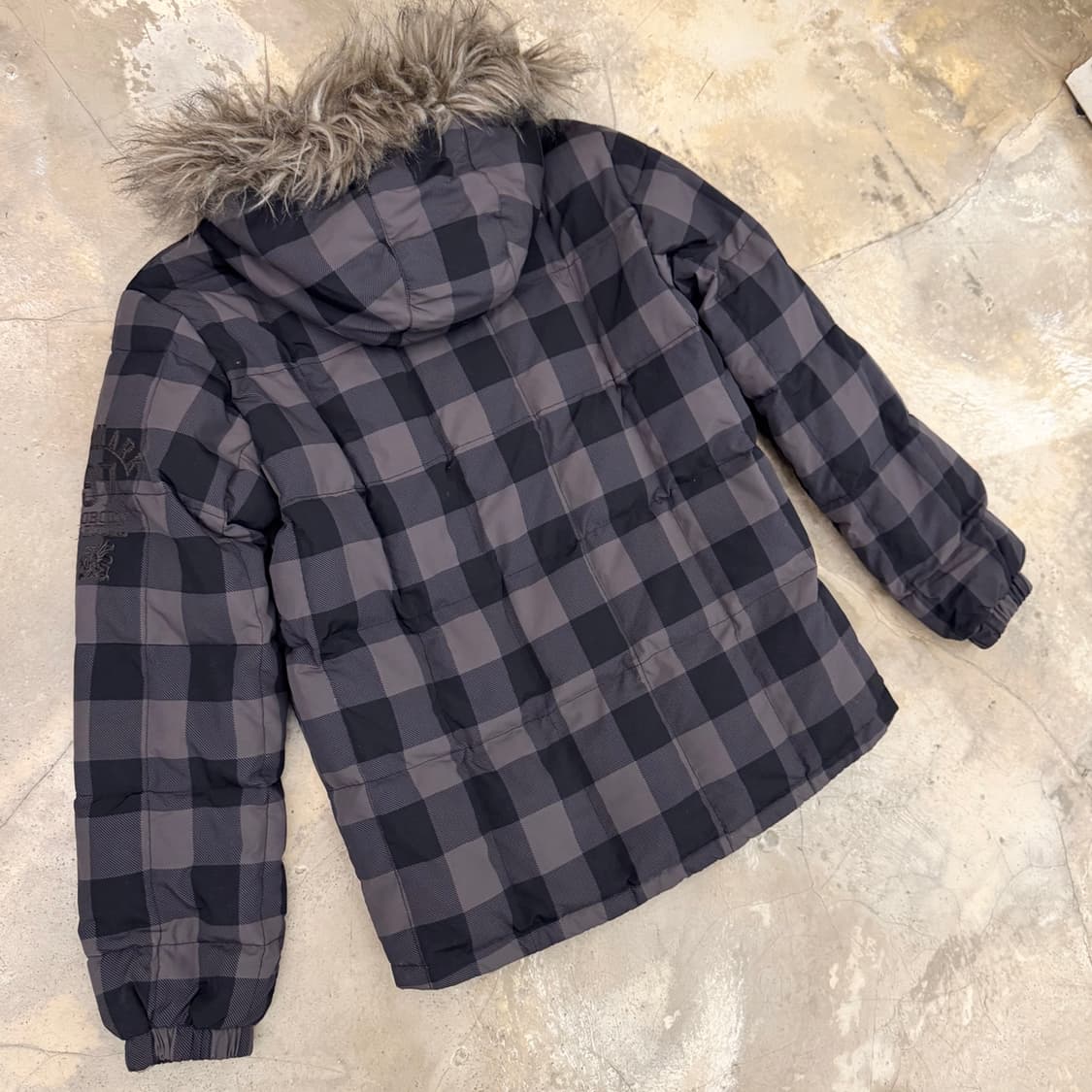 키스마크 체크 패디드 다운 퍼 자켓 블랙/그레이 상품이미지5