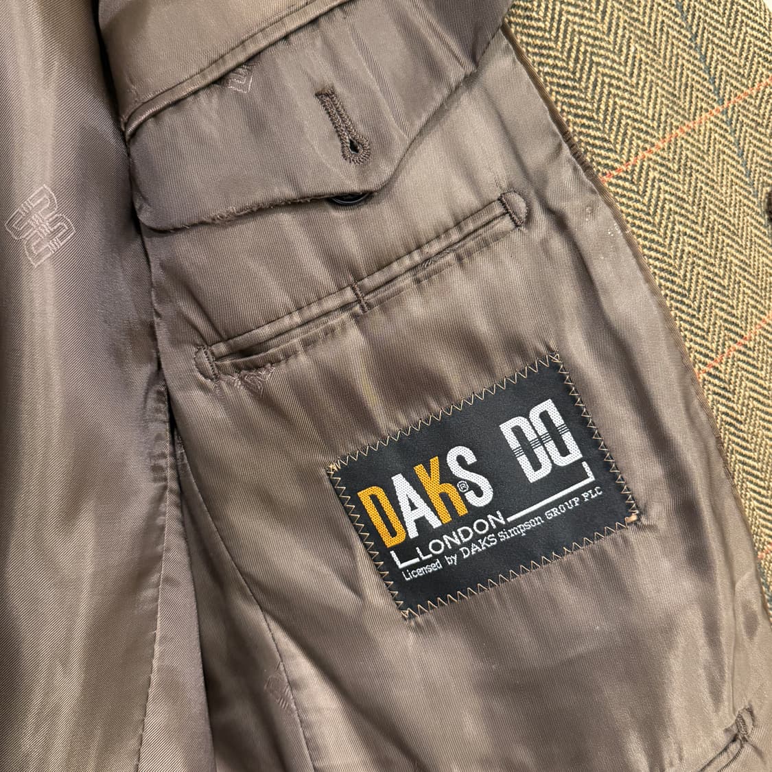 닥스 울캐시미어 블렌드 헤링본 체크 자켓 100 카키브라운 상품이미지6