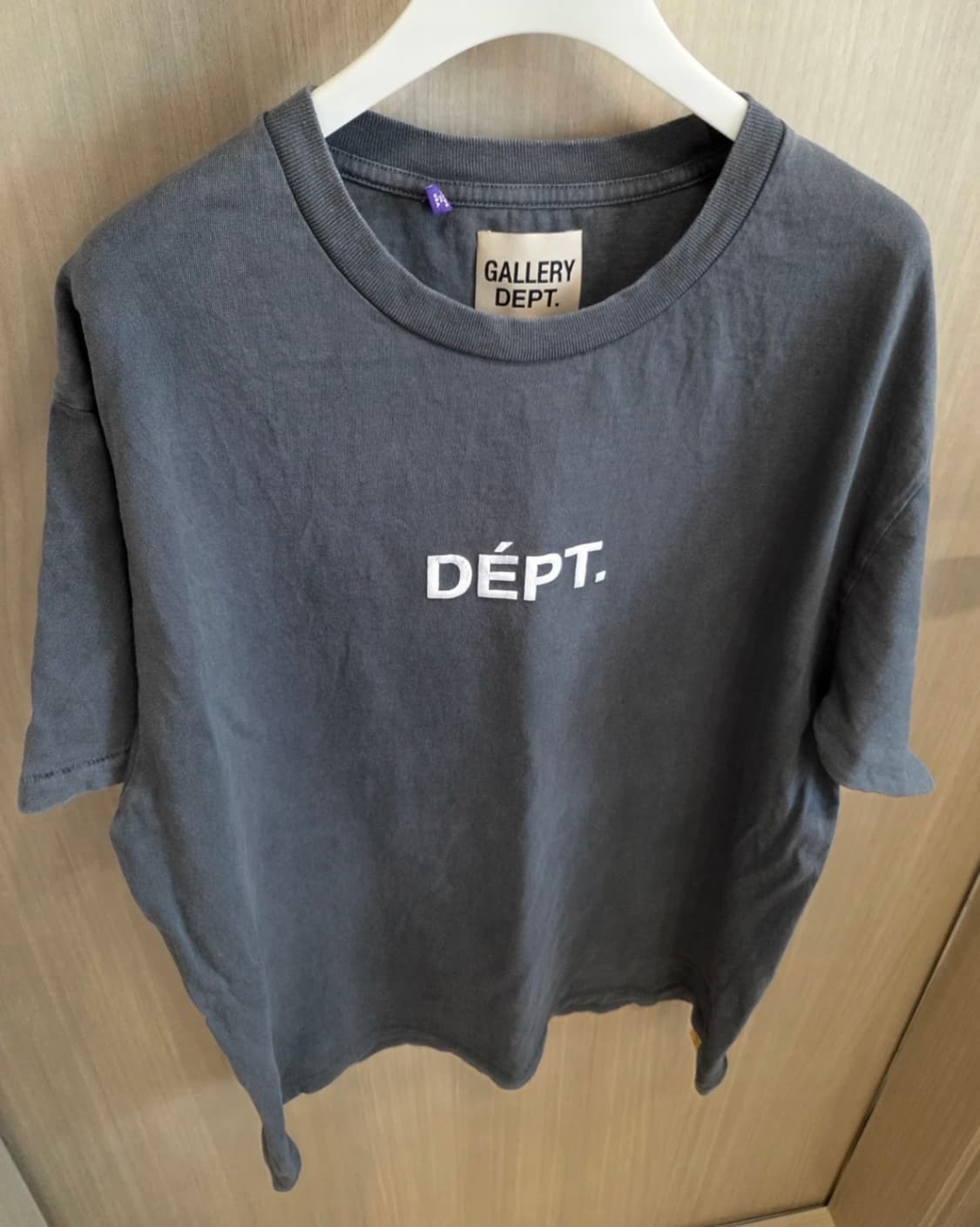 에크루 갤뎁 갤러리 디파트먼트 반팔 티셔츠 급처 상품이미지1