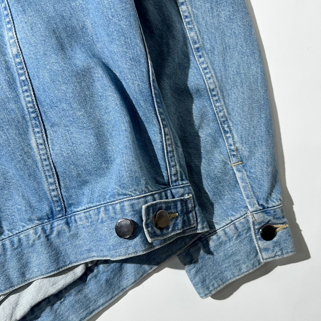 다이어트 부처 슬림 스킨 DBSS 비대칭 데님 트러커 자켓 상품이미지9