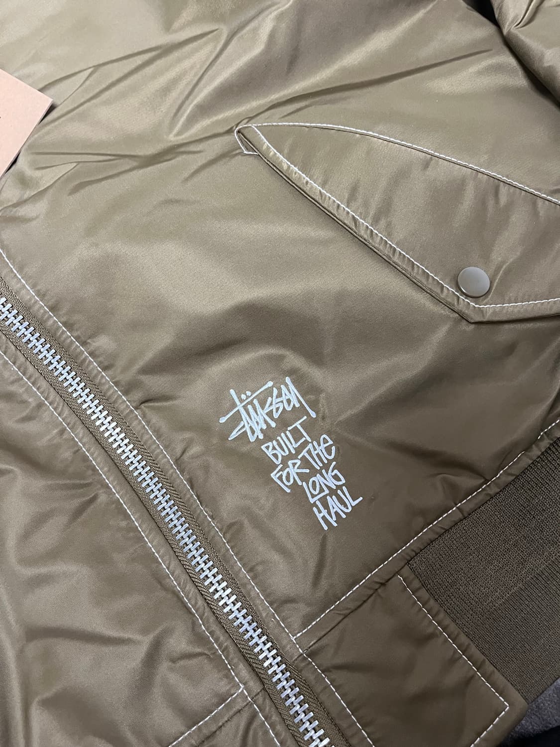 [M] 스투시 빌트 리버시블 봄버 브라운 새상품 상품이미지4