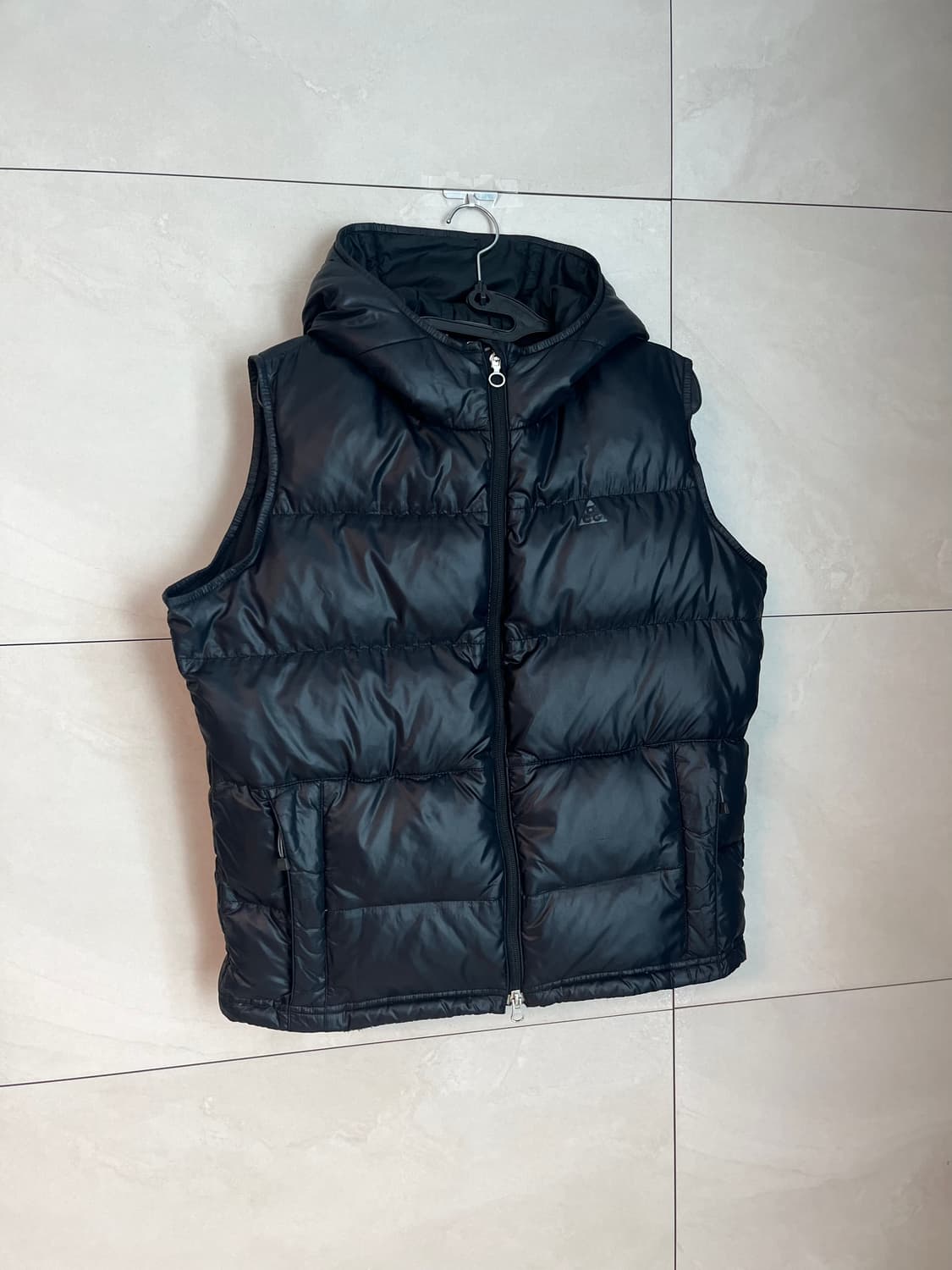 나이키 ACG 후드 패딩 조끼 블랙 [L] 상품이미지2