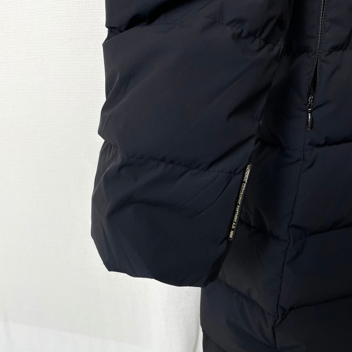 네셔널지오그래픽 여자 롱패딩 상품이미지2