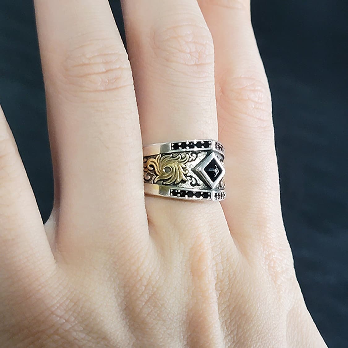 Eldoria 실버 남자 엔틱 빈티지 명품 문양 다이아 왕실 반지 상품이미지7