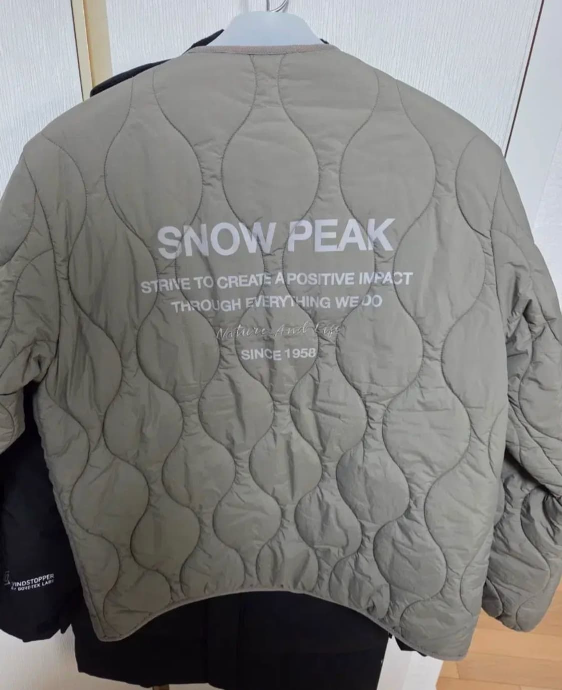 스노우피크 경량 퀼팅자켓 가디건 다크카키 상품이미지2