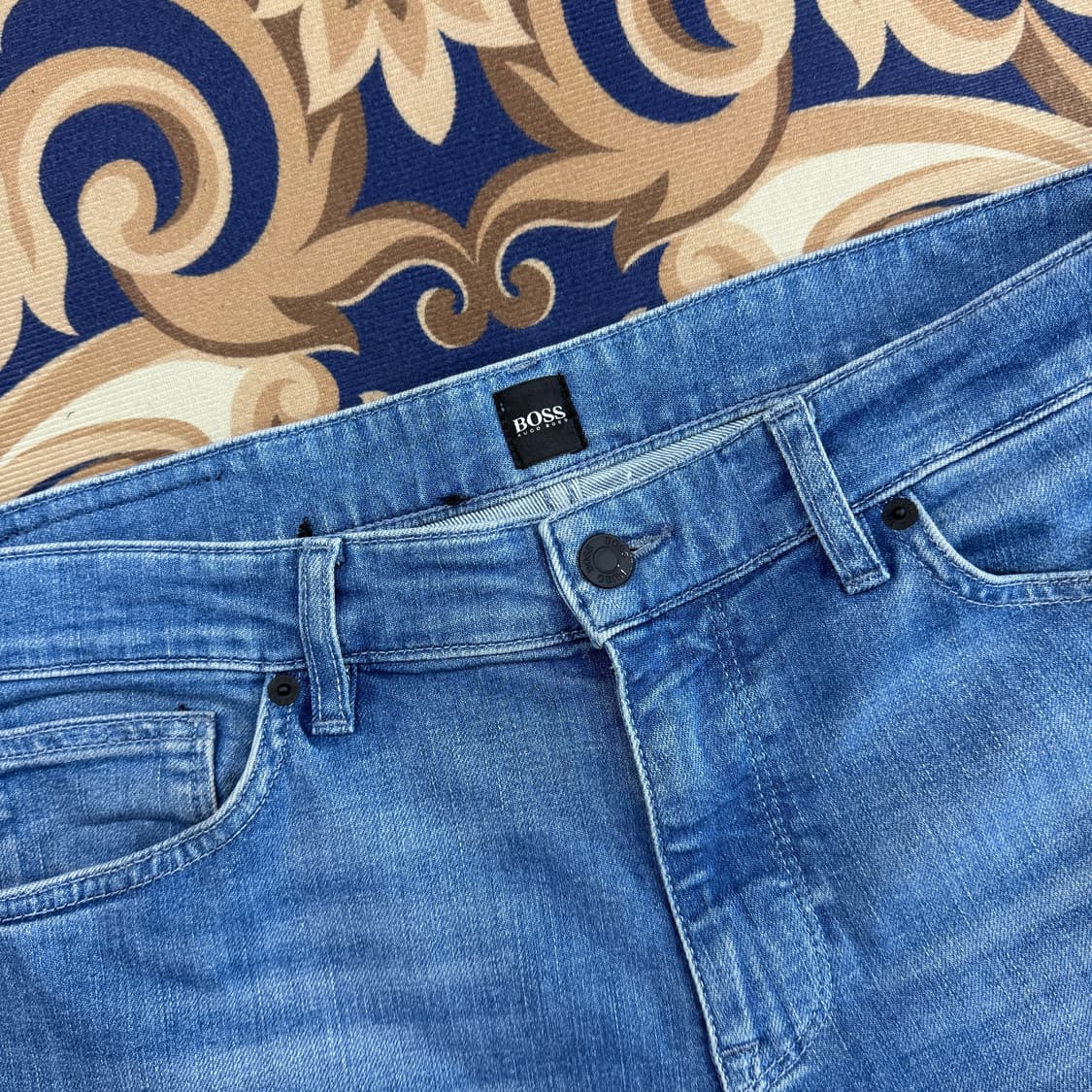 (33)휴고보스 HUGOBOSS MAINE 워싱 데님팬츠 상품이미지2
