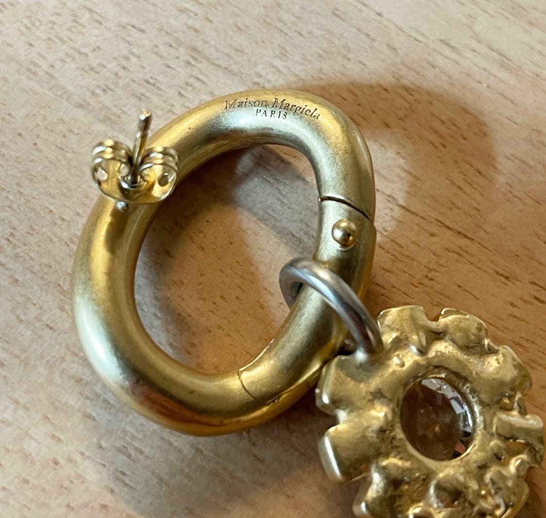 마르지엘라 플라워 펜던트 이어링 상품이미지4