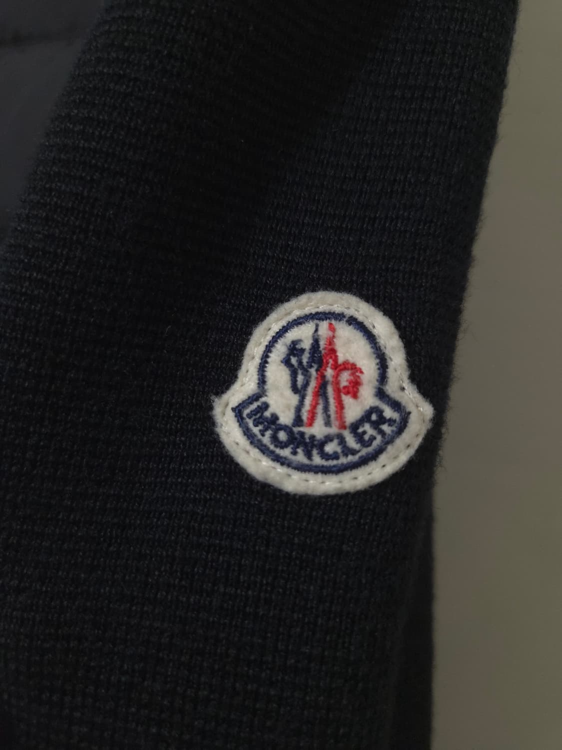 몽클레어 김현우 니트패딩 Black L Size 상품이미지5