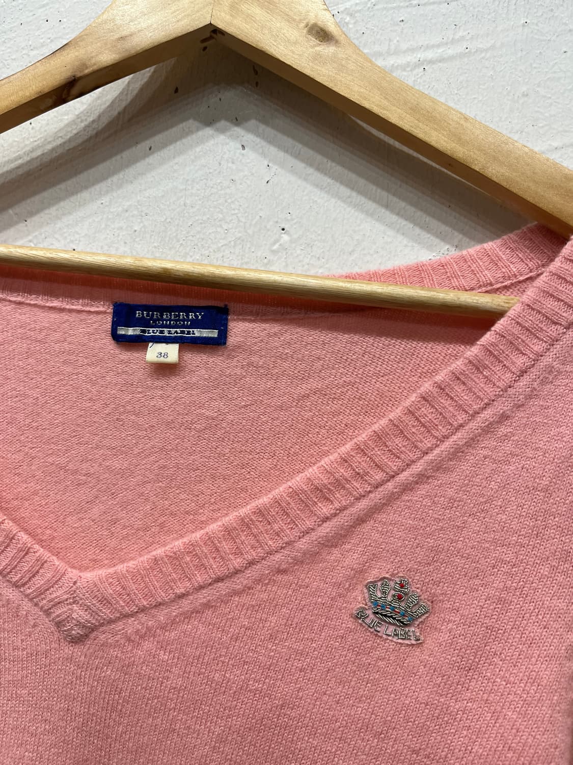 버버리 브이넥 울 니트 우먼즈  상품이미지2