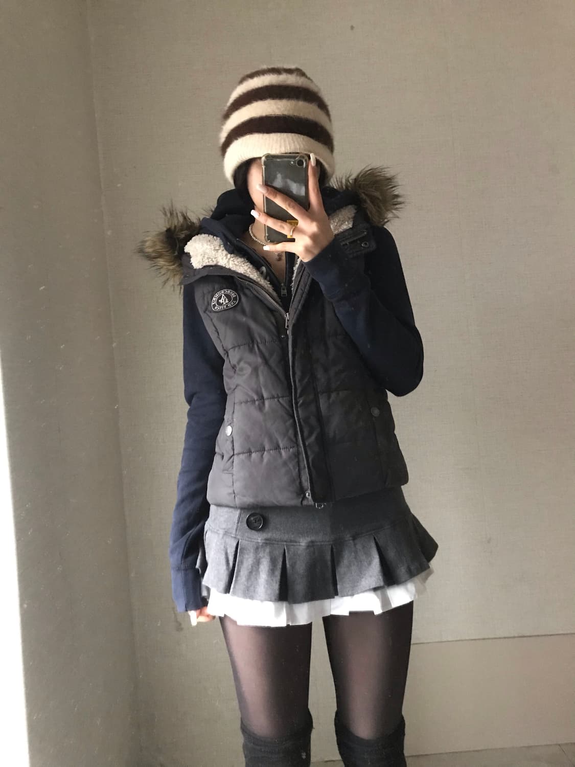 아베크롬비 그레이 울프죠 패딩조끼 상품이미지2