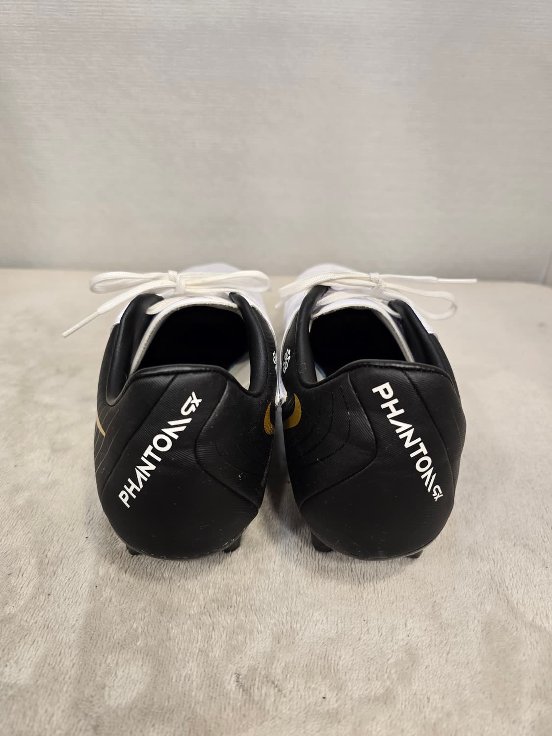 나이키 팬텀 GX2 축구화 275 상품이미지5