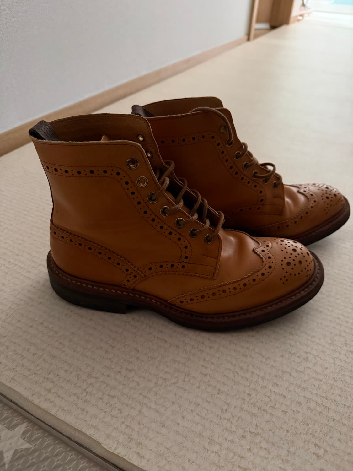 트리커즈 스토우 아콘 UK6.5 상품이미지2