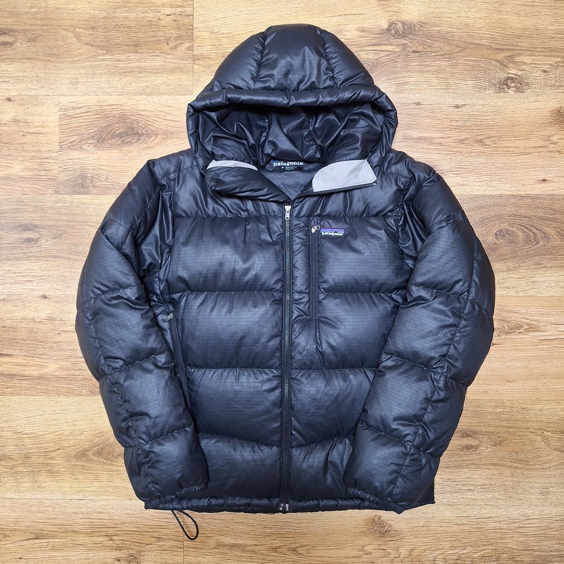 빈티지 파타고니아 피츠로이 다운후디 블랙 상품이미지1