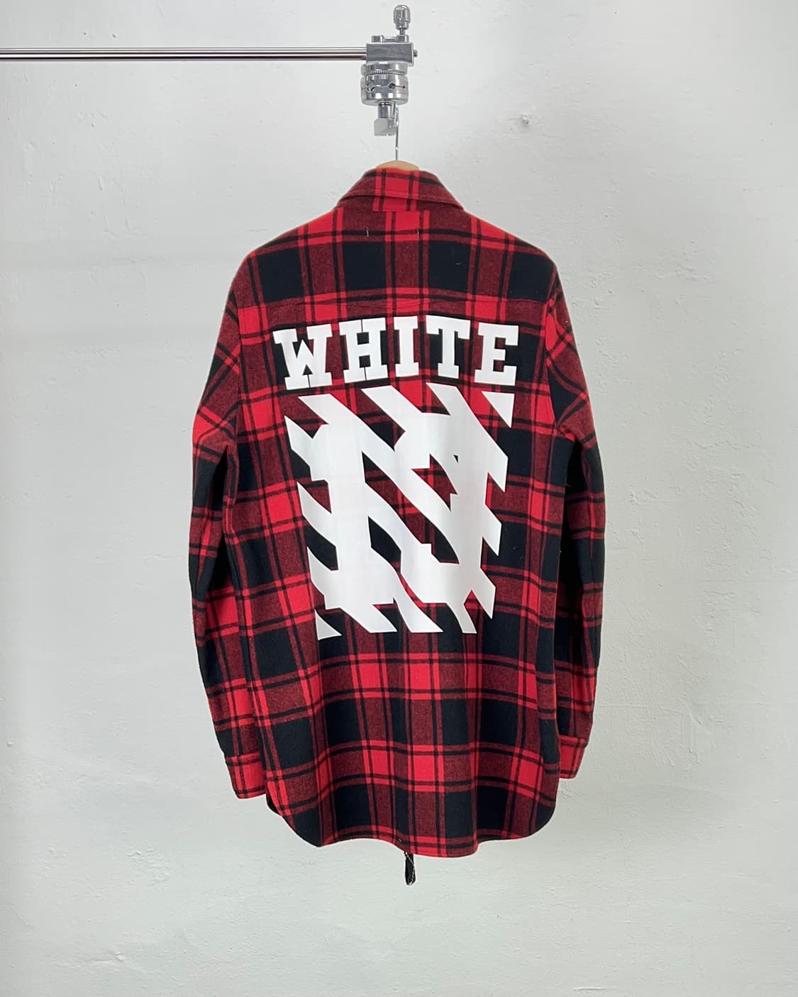 오프화이트 14aw 애로우 플란넬 롱 레드 셔츠 상품이미지1