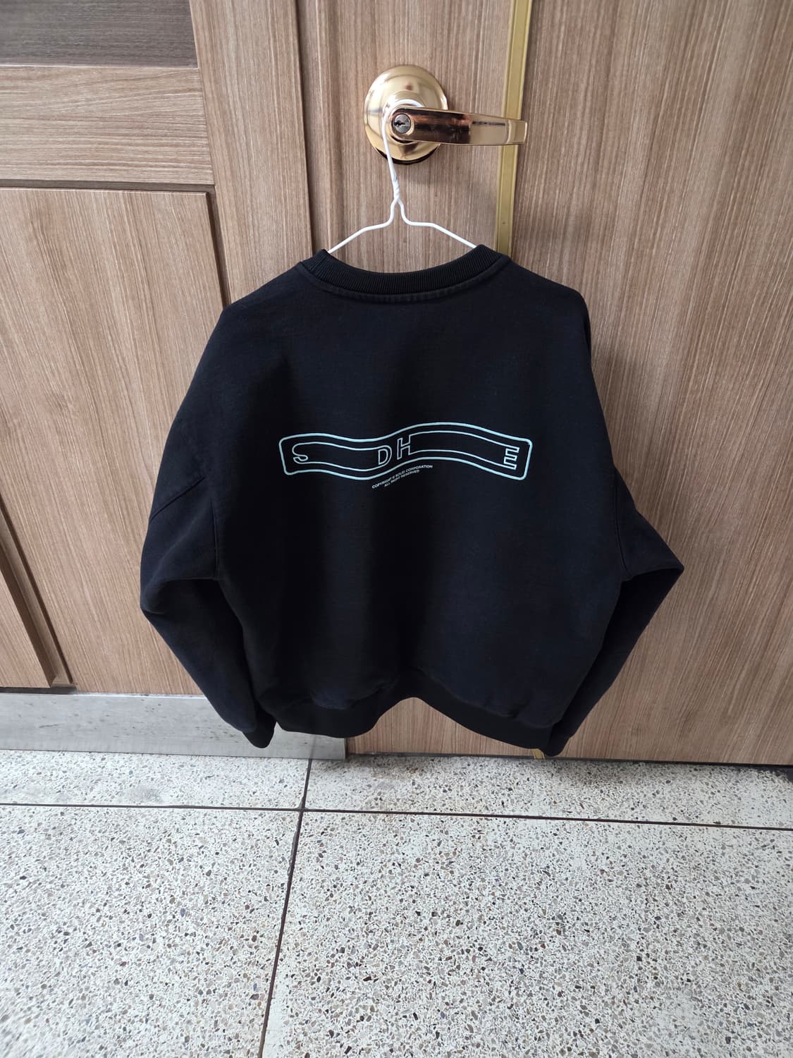 솔리드옴므 블랙 맨투맨 48 상품이미지2