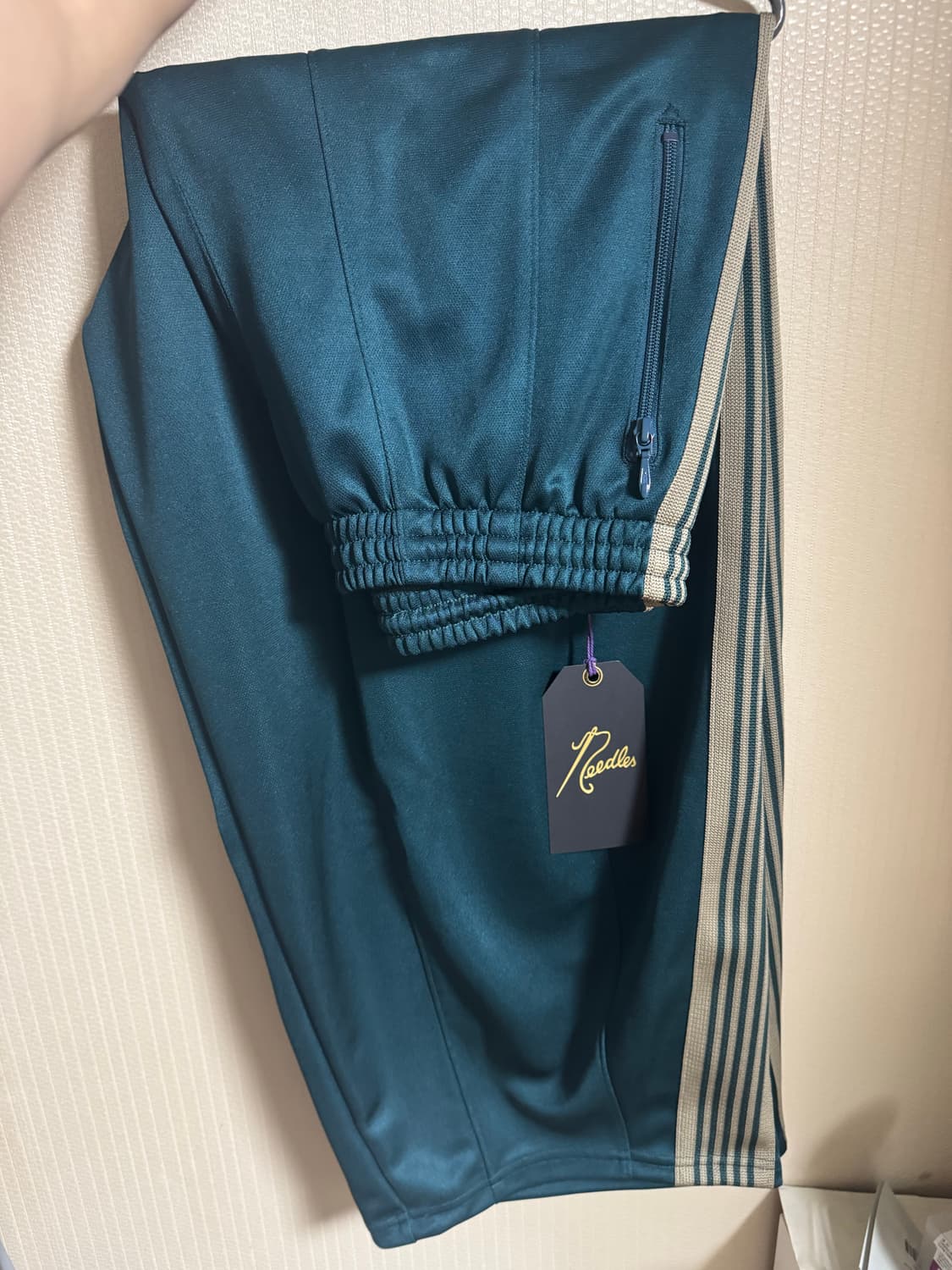 xs)니들스 hd트랙팬츠 그린 26ss 상품이미지5