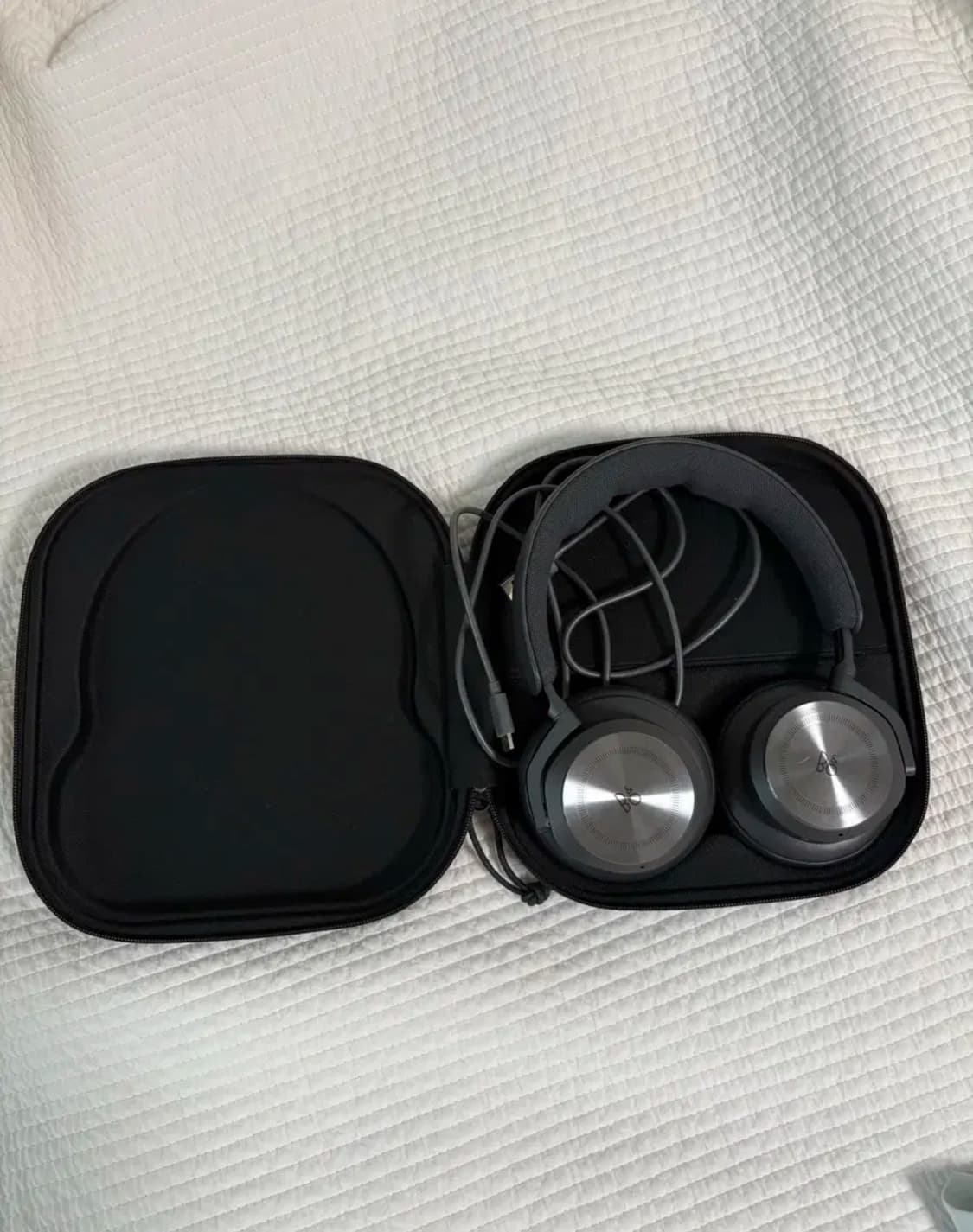 뱅앤올룹슨hx 상품이미지1