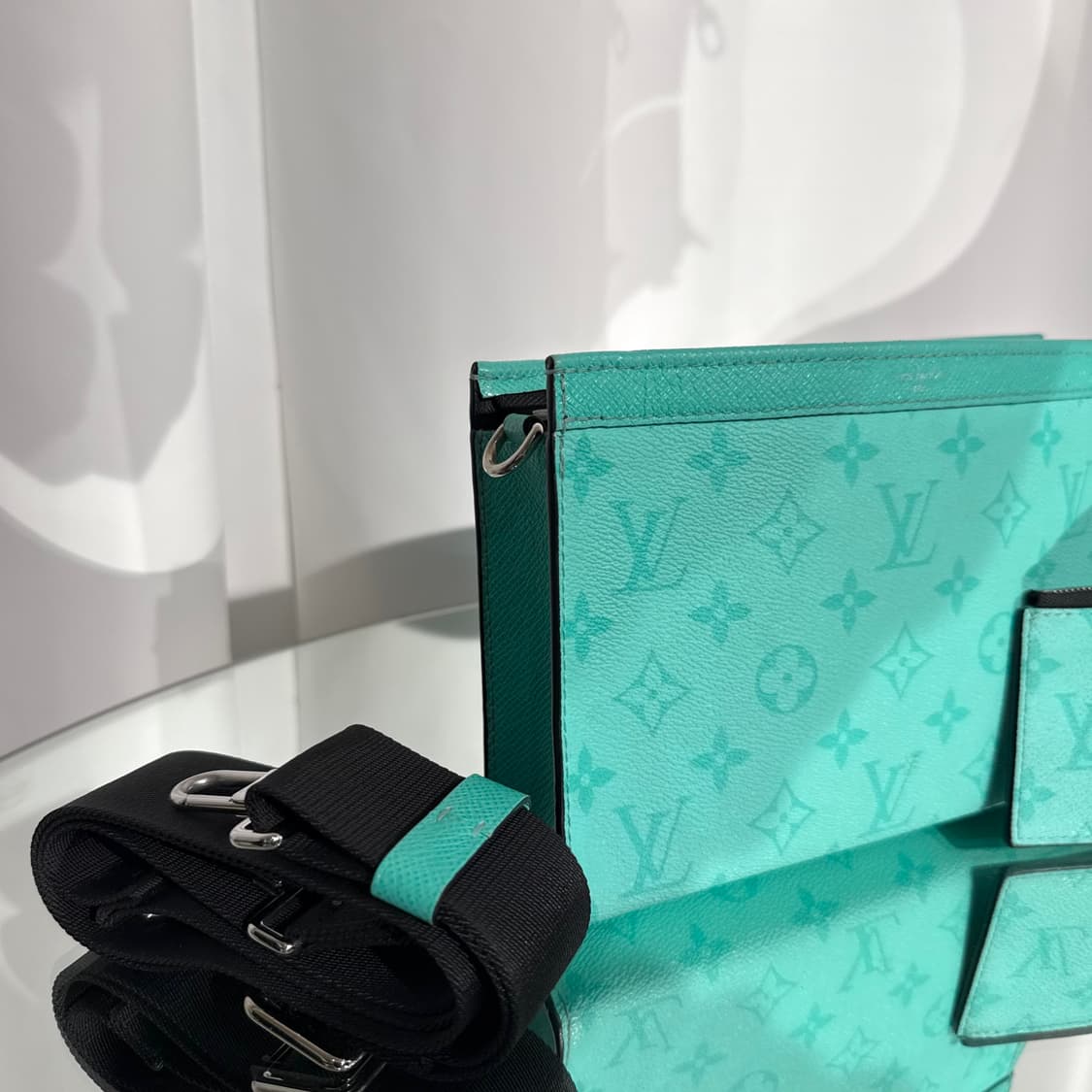 루이비통 모노그램 가스통 웨어러블 월릿 크로스백 상품이미지3