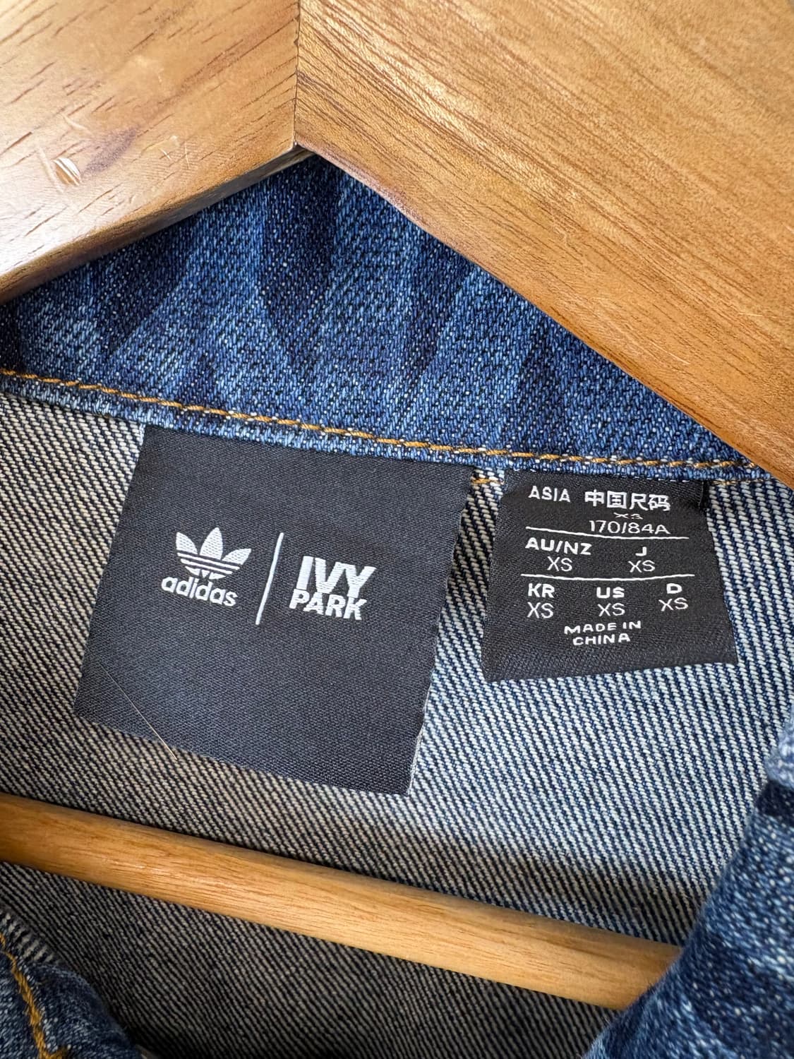 아디다스 X IVY PARK 모노그램 데님 트랙 자켓 셋업 상품이미지7