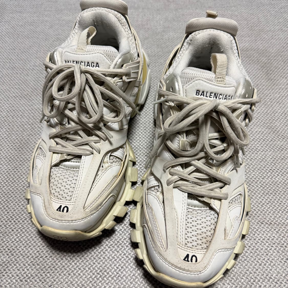 발렌시아가 트랙 스니커즈 40 상품이미지2