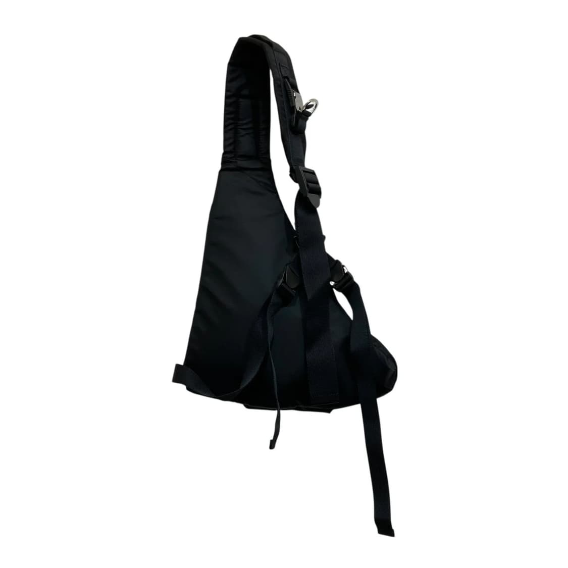 SUBLATIONS TRIANGLE SLING BAG S. 12 상품이미지2