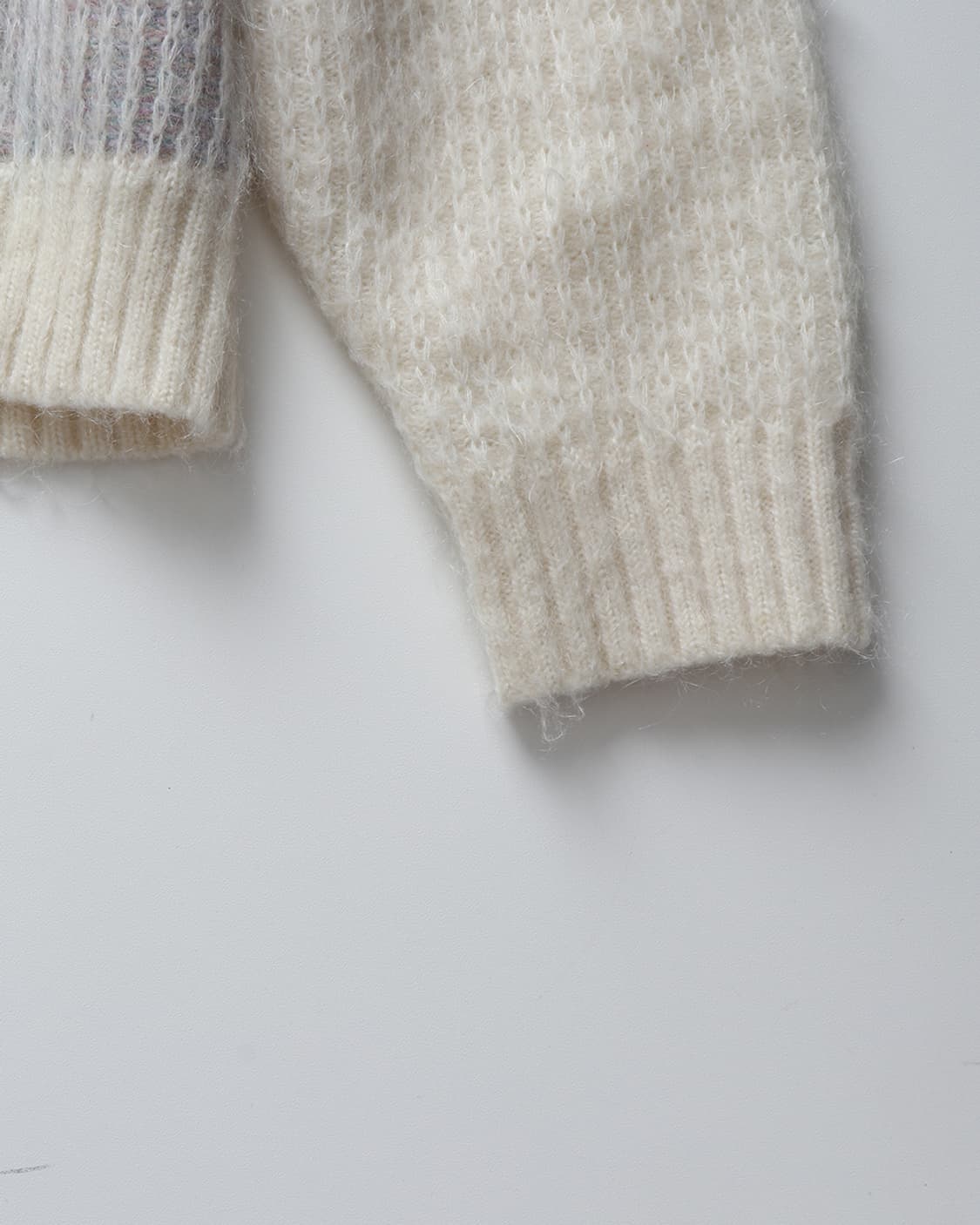 Supreme 22SS Brushed Grid Cardigan 상품이미지6