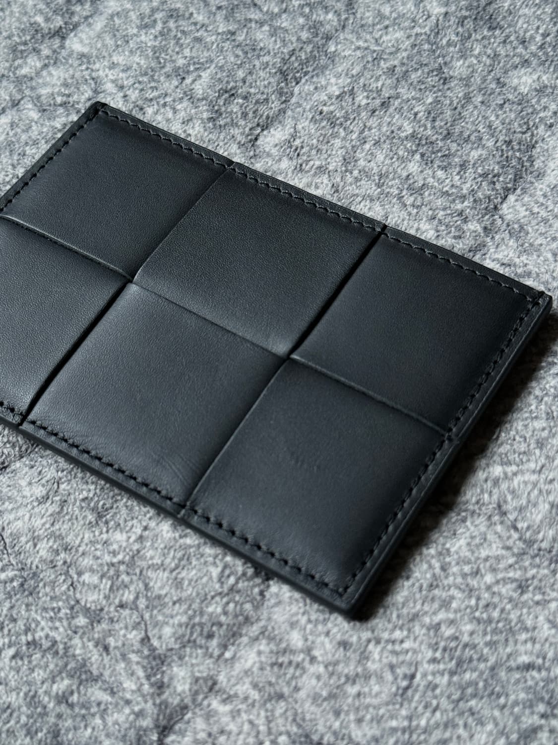 보테가베네타 인트레치아토 카세트 카드지갑 블랙 상품이미지2