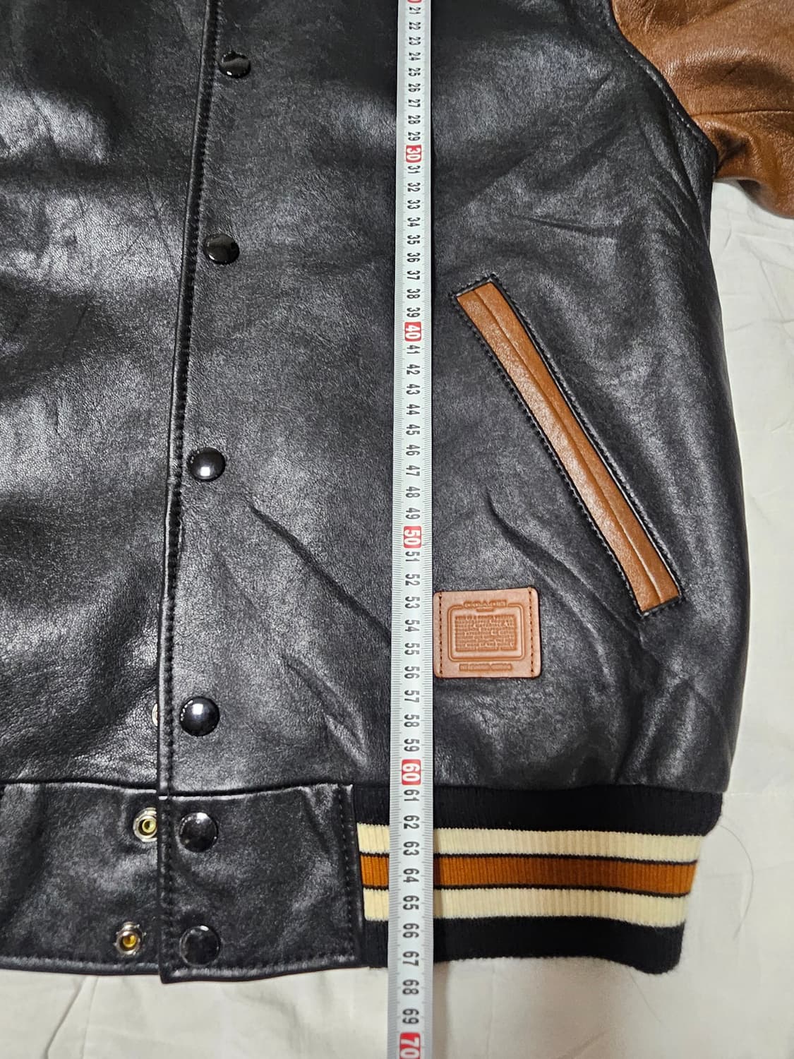 코치 레더 바시티 자켓 상품이미지9