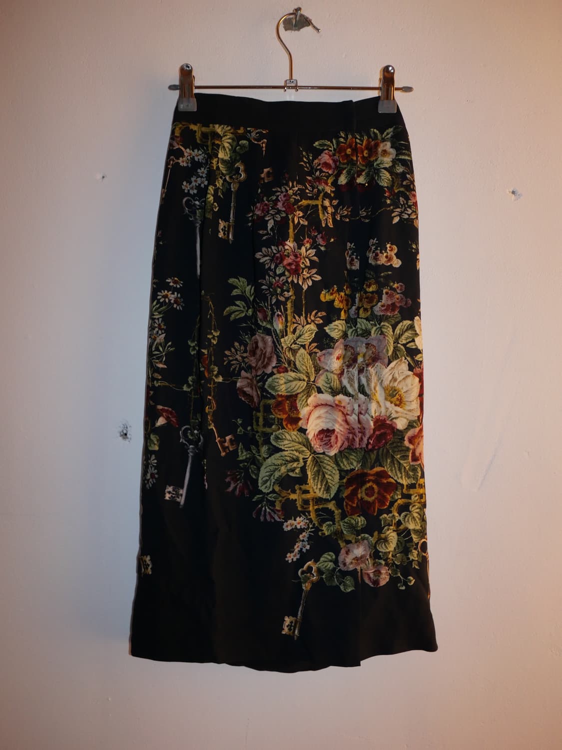 90's Dolce & Gabbana floral skirt 상품이미지2