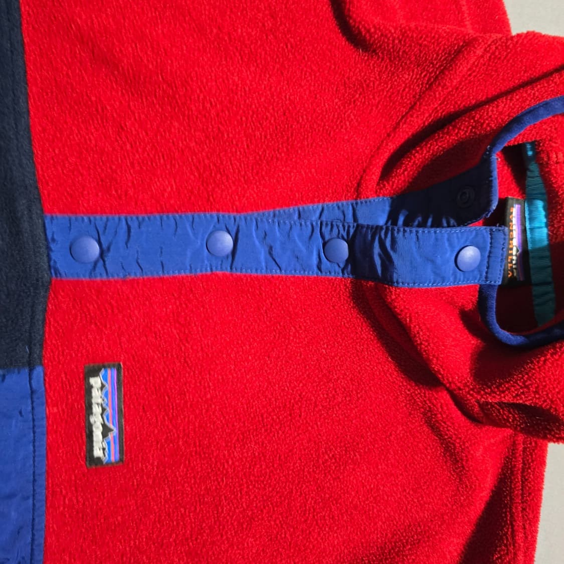 13FW 파타고니아 신칠라 후드 스냅-T 플리스 레드 네이비 블루 포켓 상품이미지2