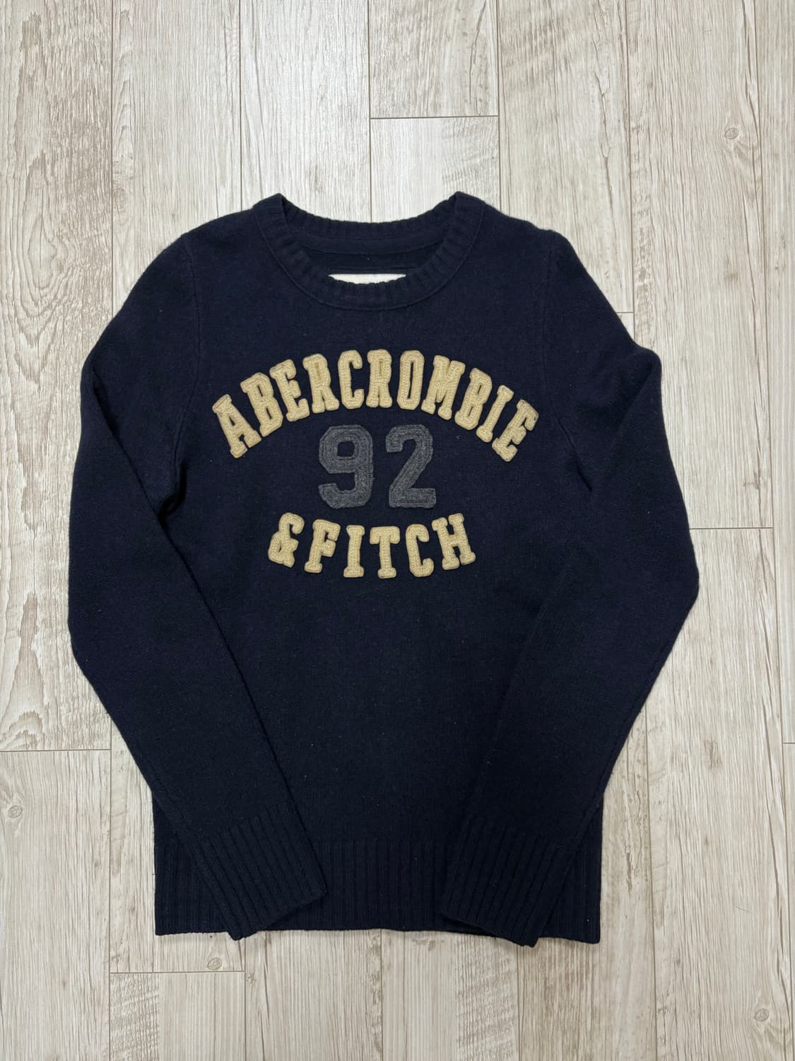 아베크롬비 니트 네이비 s 상품이미지1